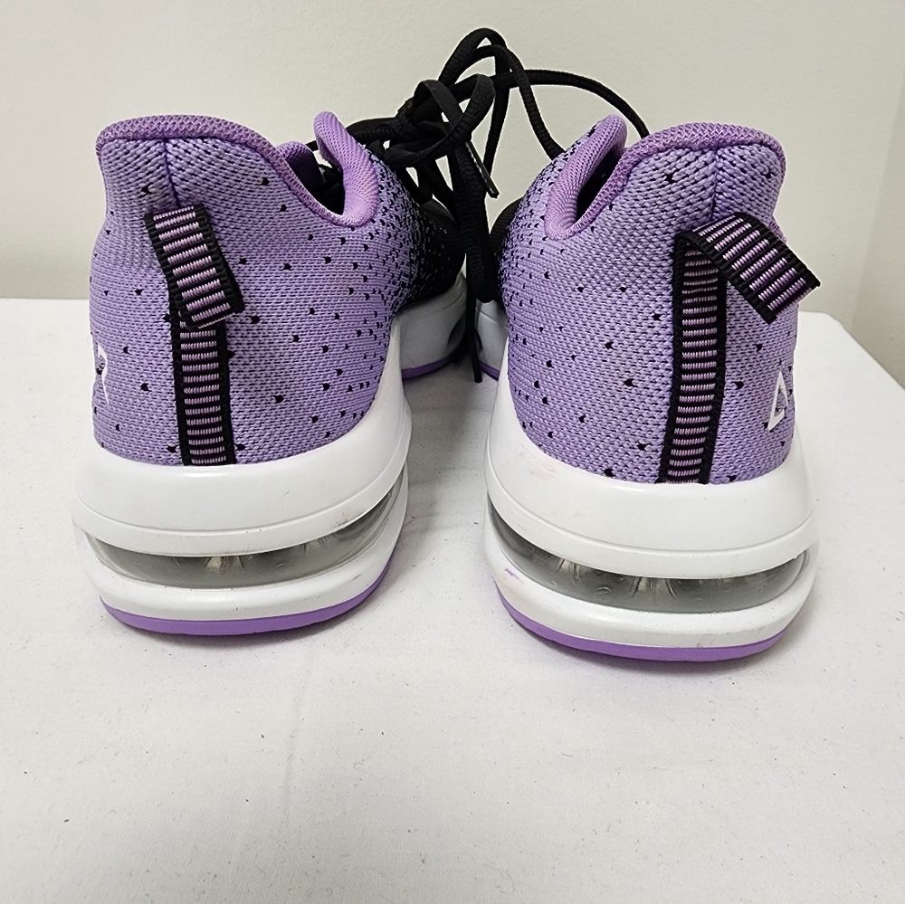 Running shoes - Picture 2 of 10